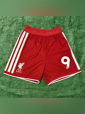 Liverpool #9 Home Shorts Player Version